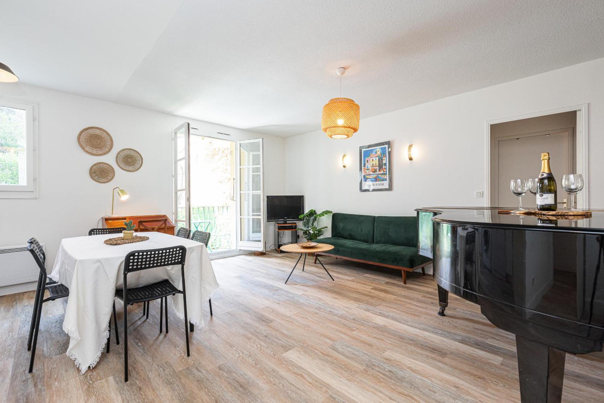 2 Bdrs & Parking In The Old Town ! Appartement Nice Buitenkant foto