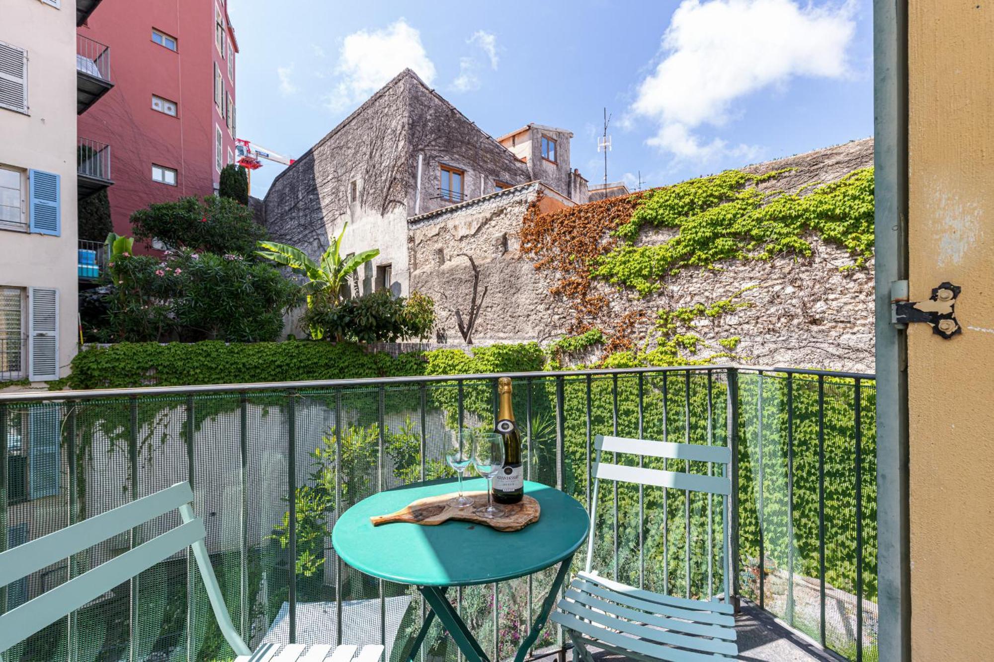 2 Bdrs & Parking In The Old Town ! Appartement Nice Buitenkant foto