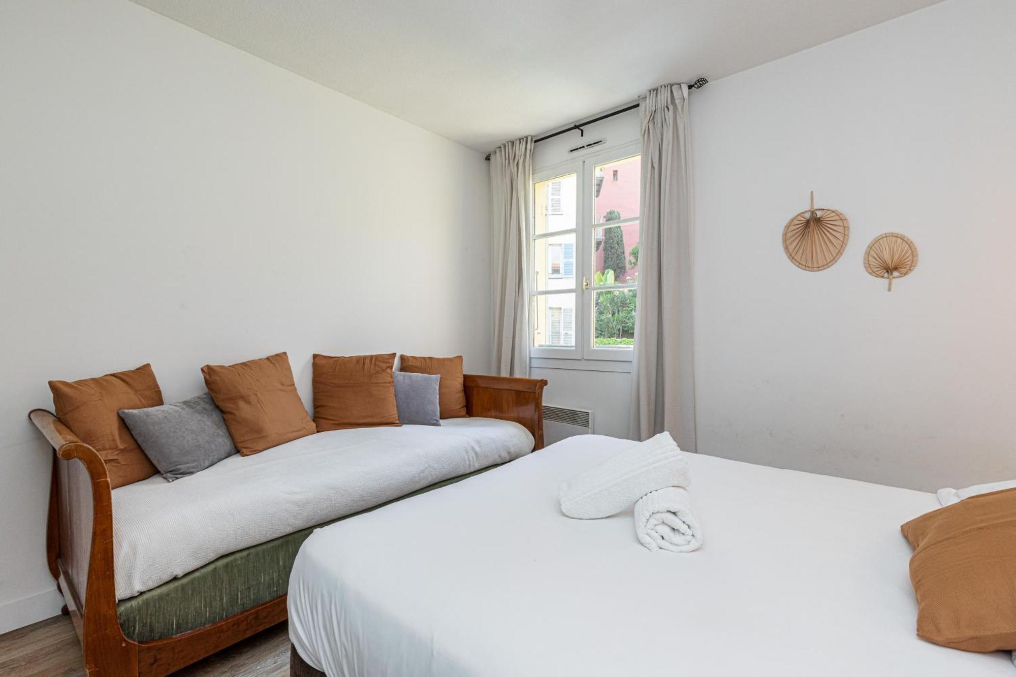 2 Bdrs & Parking In The Old Town ! Appartement Nice Buitenkant foto