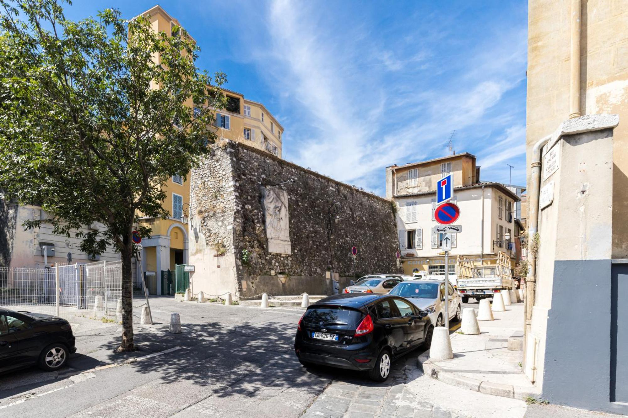 2 Bdrs & Parking In The Old Town ! Appartement Nice Buitenkant foto