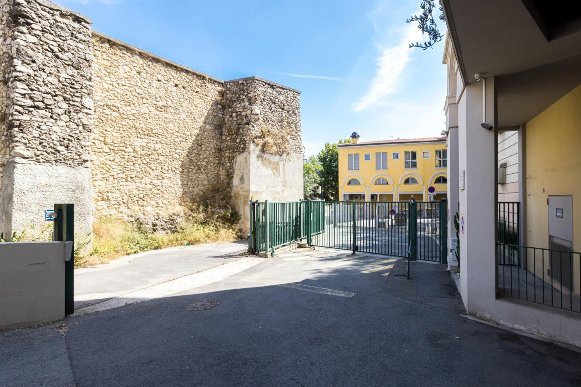 2 Bdrs & Parking In The Old Town ! Appartement Nice Buitenkant foto